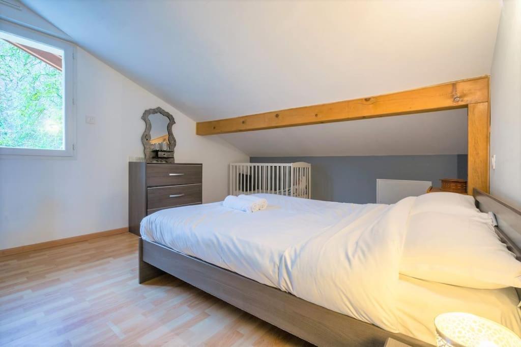 Cabana & Panorama Lac Annecy -Parking & Terrasse Sevrier Luaran gambar
